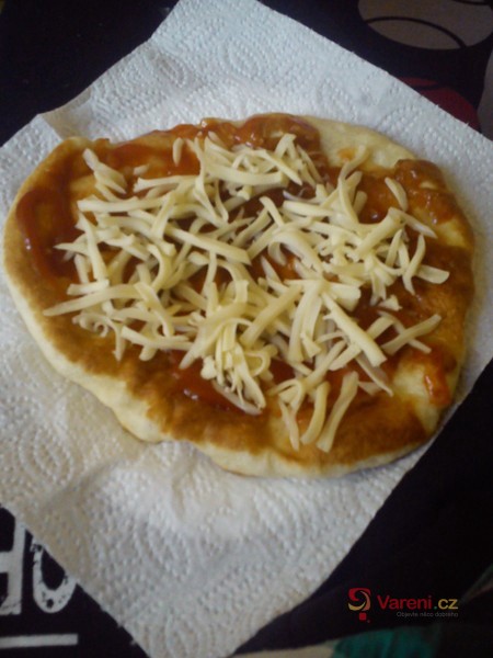 No-Rise Langoše (Czech Fried Flatbread)