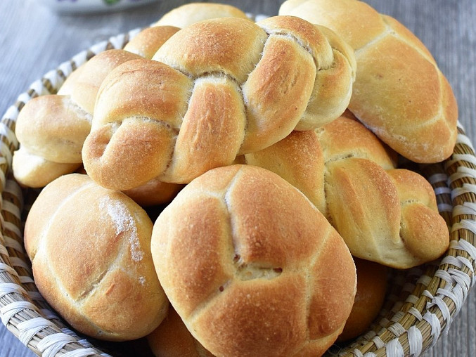 Nejjednodušší slané kynuté těsto se sádlem