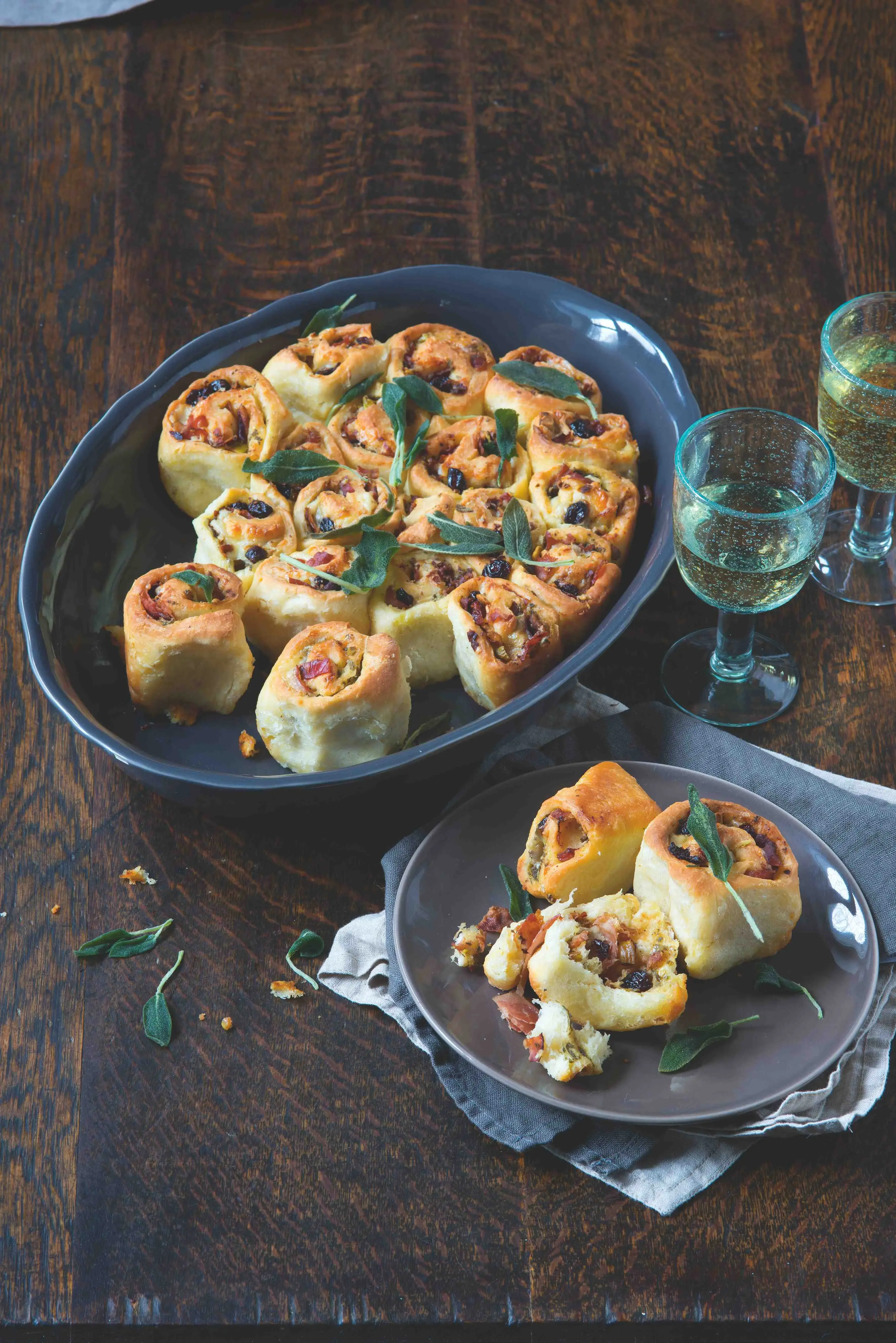 Pull-Apart Bread with Sage, Bacon and Roasted Garlic