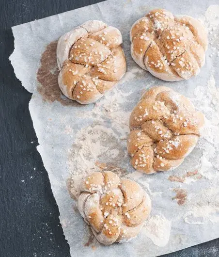 Spelt Housky (Czech Sourdough Bread Rolls)