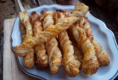 Spiced Cheese Straws from Puff Pastry