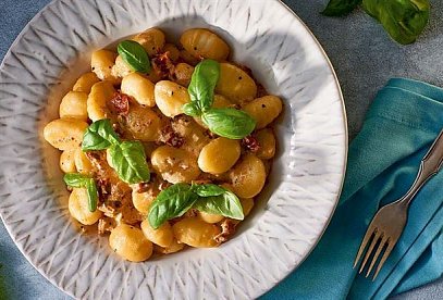 Quick Gnocchi with Bacon, Sun-Dried Tomatoes and Parmesan