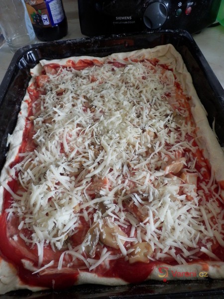 Homemade Puff Pastry Pizza