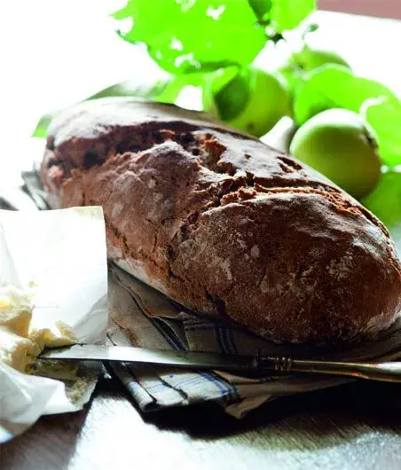 Moist Walnut Bread