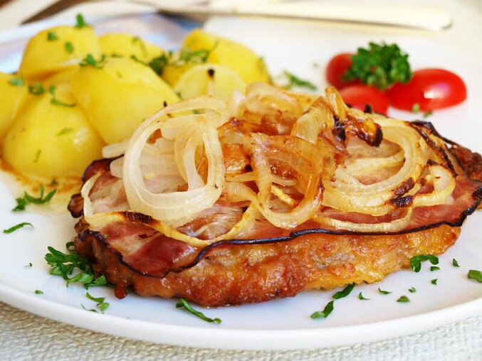 Inside-Out Pork Cutlets with Bacon and Paprika