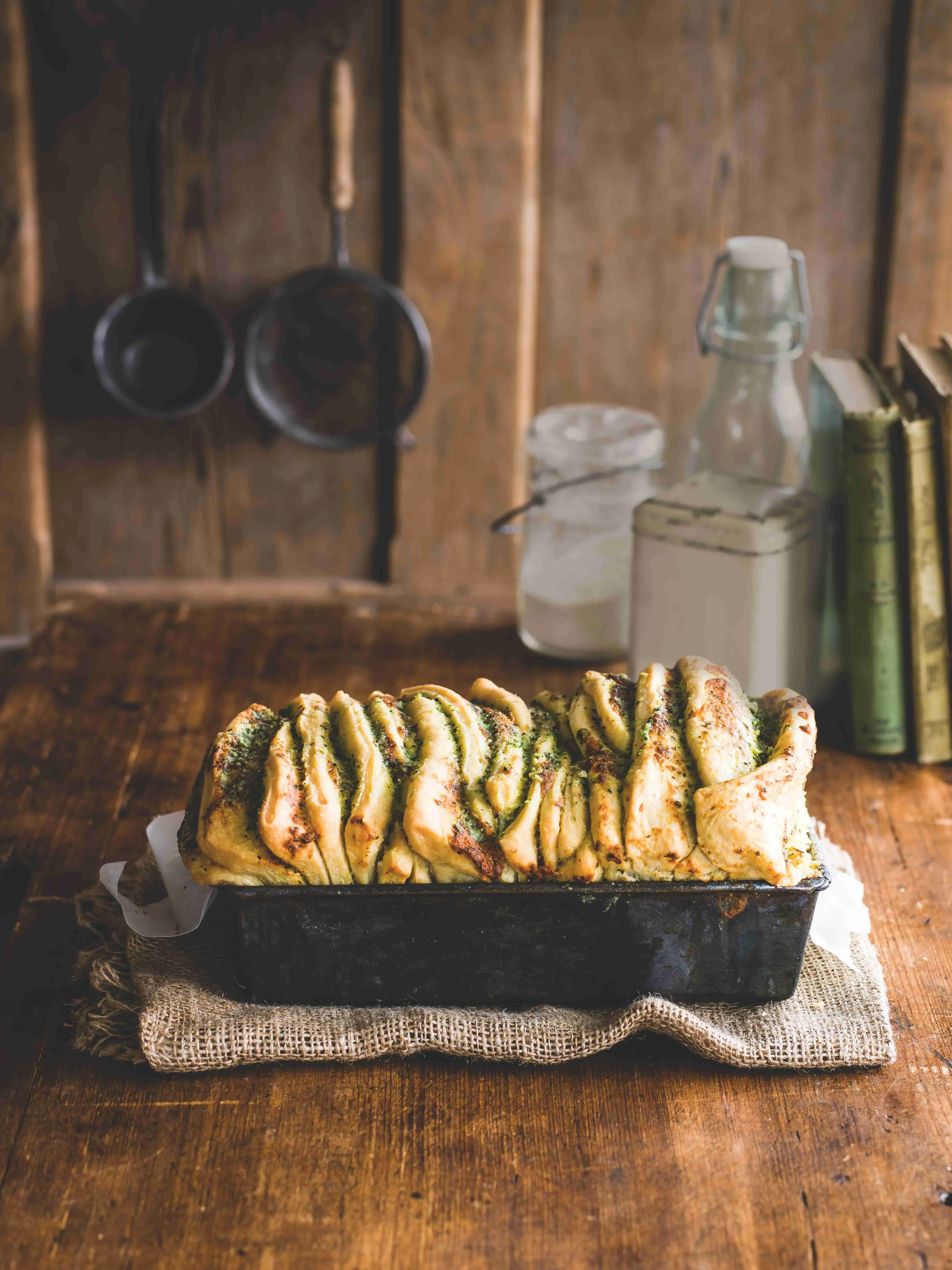 Pull-Apart Bread with Herb Butter