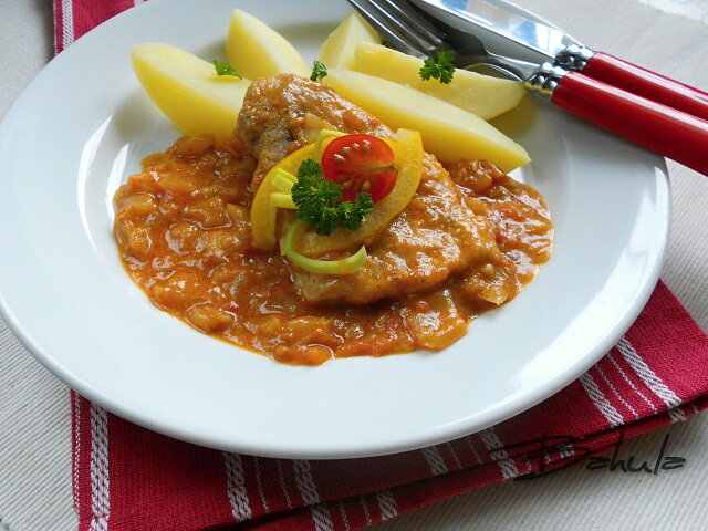 Pork Cutlet in Paprika Cream Sauce, Novohrad Style