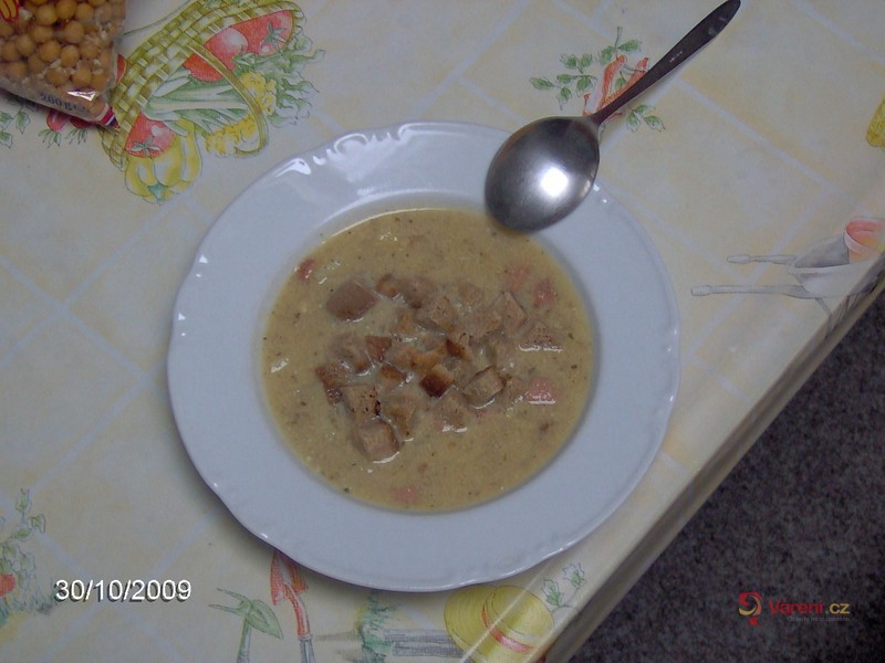Chalupnický oukrop (Czech Farmhouse Soup with Potatoes and Sausage)