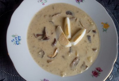 Kulajda (Czech Sour Cream and Dill Soup)