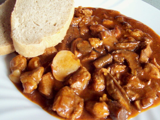 Pork Cubes with Mushrooms