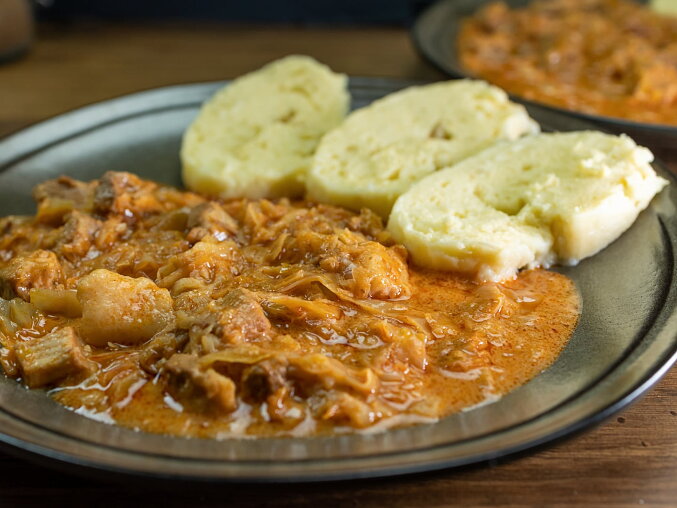 Hearty Czech Pork and Sauerkraut Goulash