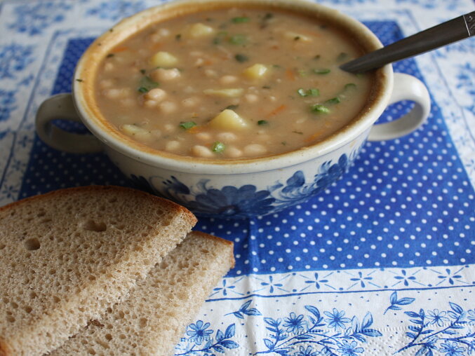 Czech White Bean Soup