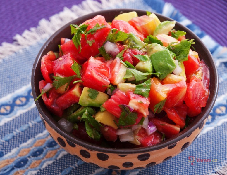 Spanish Salad with Spicy Tomato Dressing