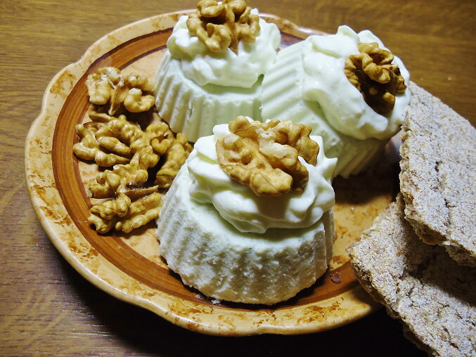 Niva (Czech Blue Cheese) Spread with Whipped Cream