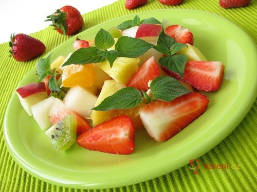 Refreshing Fruit Salad