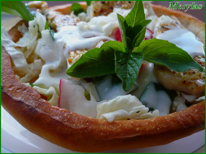 Edible Yeast Dough Bowls for Salads, Goulash and More