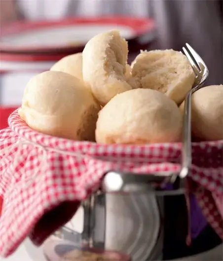 Czech Steamed Yeast Dumplings (Kynuté Knedlíky)