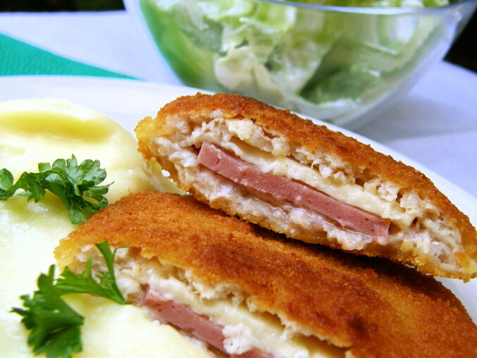 Cordon Bleu (Stuffed Breaded Cutlet)
