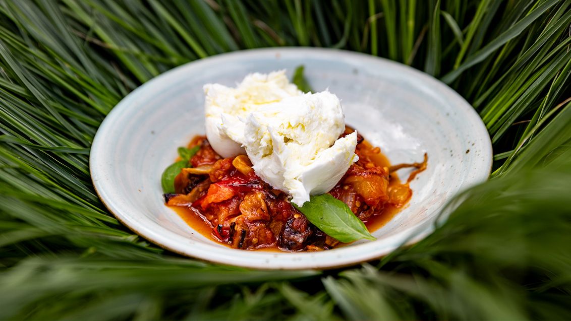 Caponata z pečené zeleniny s mozzarellou