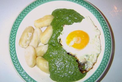 Noky (Czech Dumplings) to Serve with Meat in Sauce