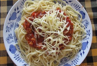 Quick Spaghetti Sauce with Gothaj Salami