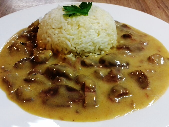 Chicken Giblets in Cream Sauce