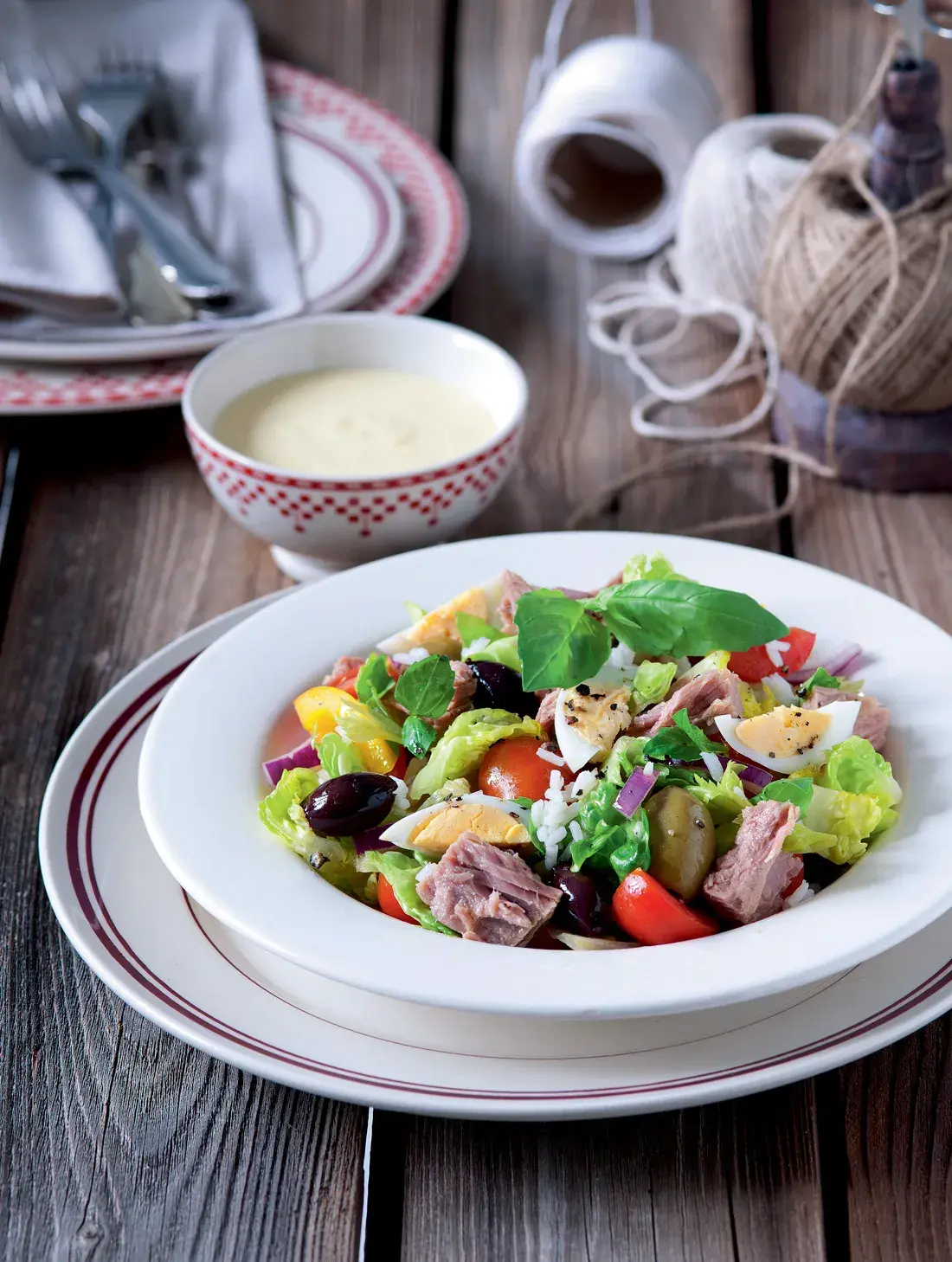 Rice Salad with Tuna and Fresh Vegetables