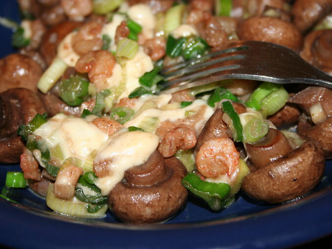 Shrimp with Mushrooms and Emmental Cheese