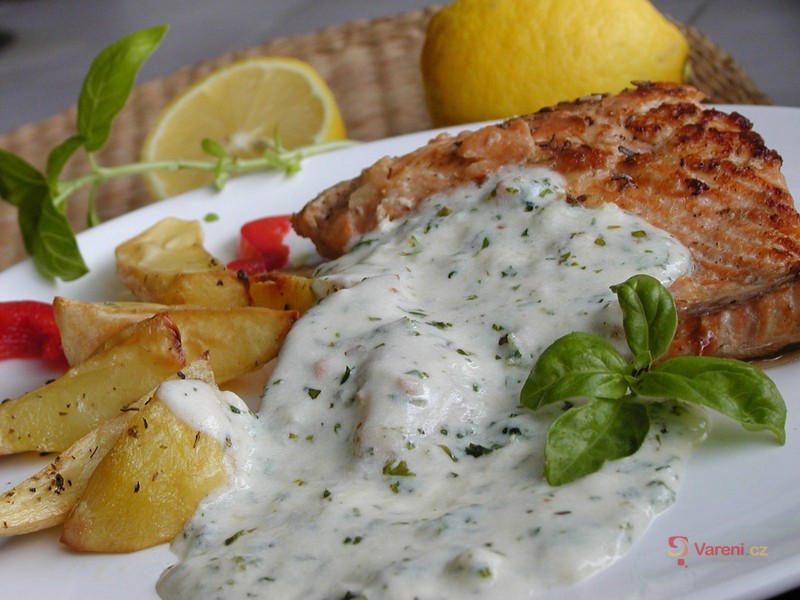 Salmon with Fresh Herb Sauce