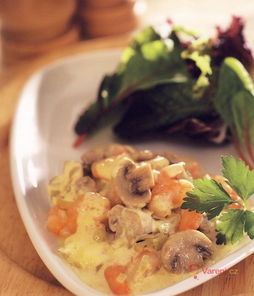 Flambéed Prawns with Mushrooms and Cream