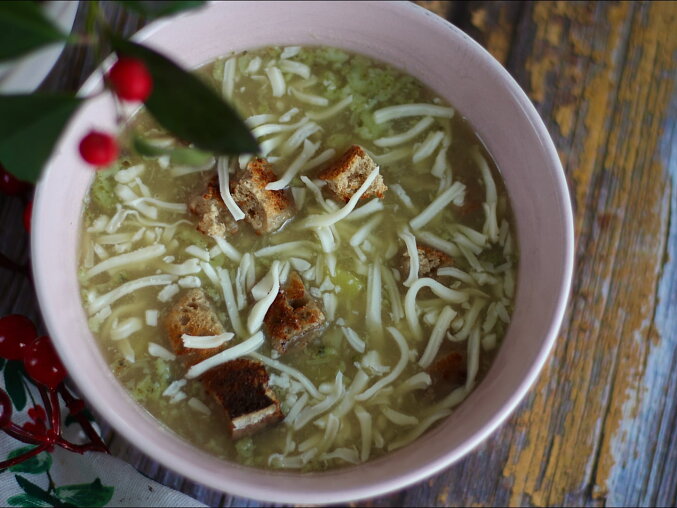 Czech Garlic Soup with Cheese and Croutons