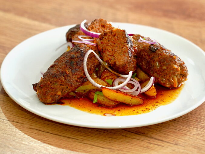 Grilled Minced Meat Rolls (Čevabčiči)