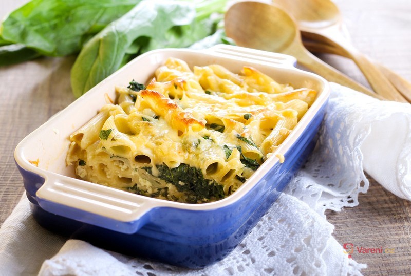 Baked Pasta with Spinach and Cheese
