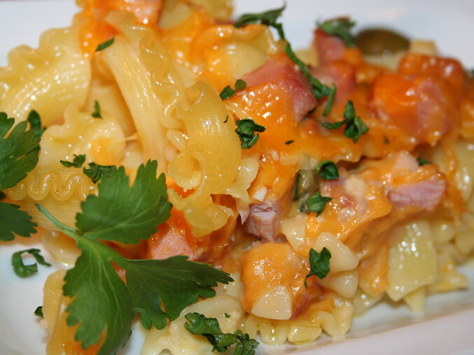 Baked Cheesy Elbow Pasta (Sýrová kolínka)