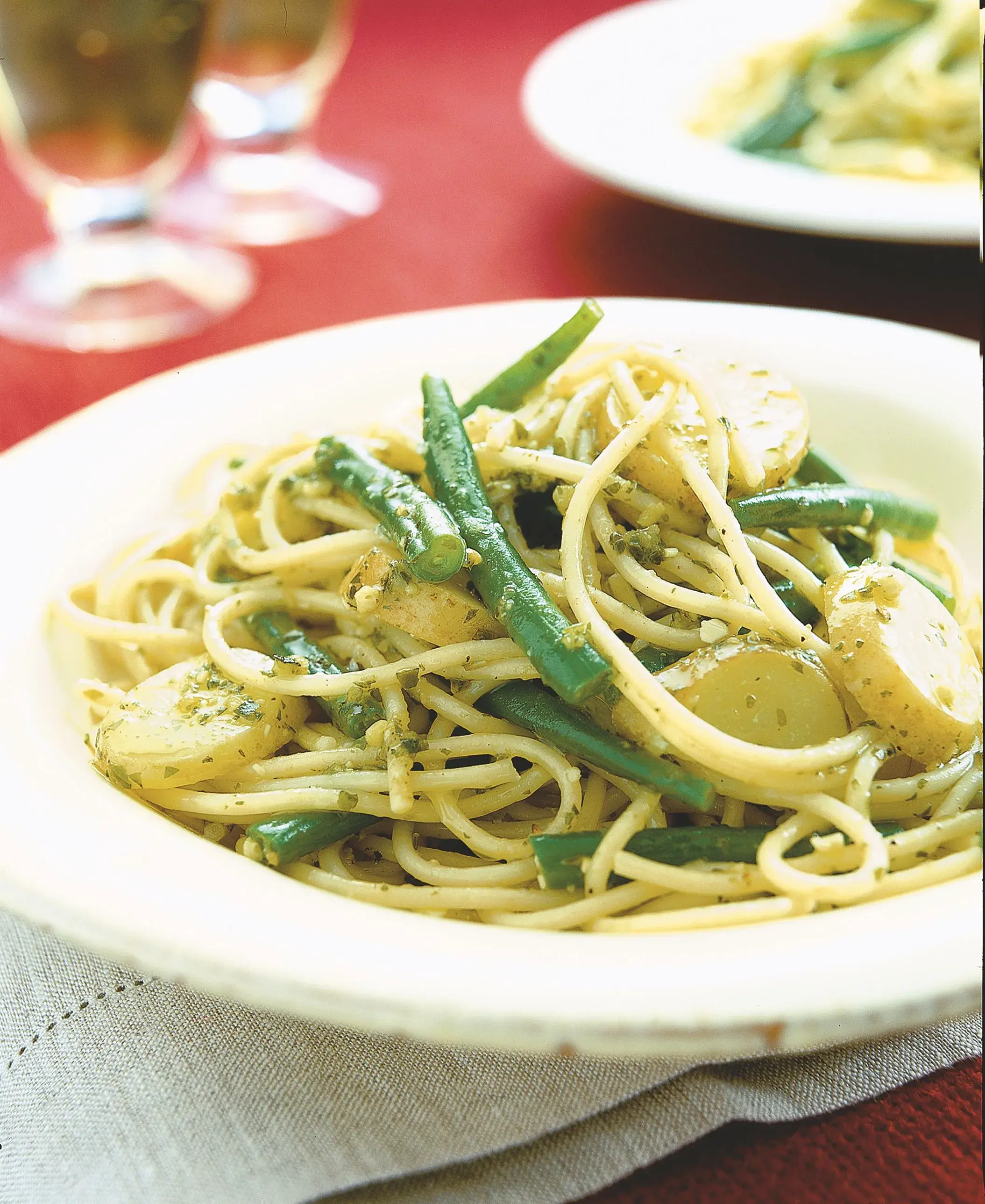 Genoese Spaghetti with Potatoes and Green Beans