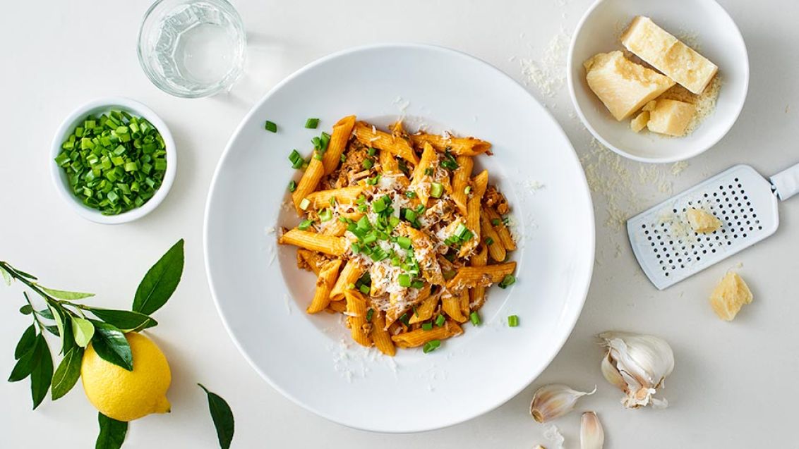 Penne s mletým masem ve smetanové omáčce