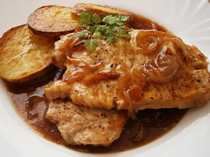 Pork Chops with Onion in Oyster and Sweet Chilli Sauce