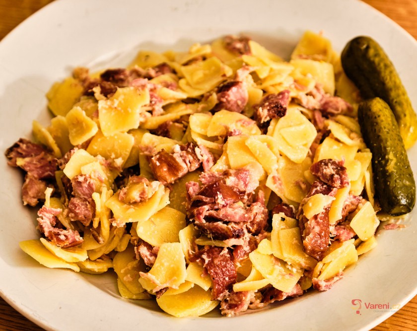Baked Pasta with Ham and Smoked Meat