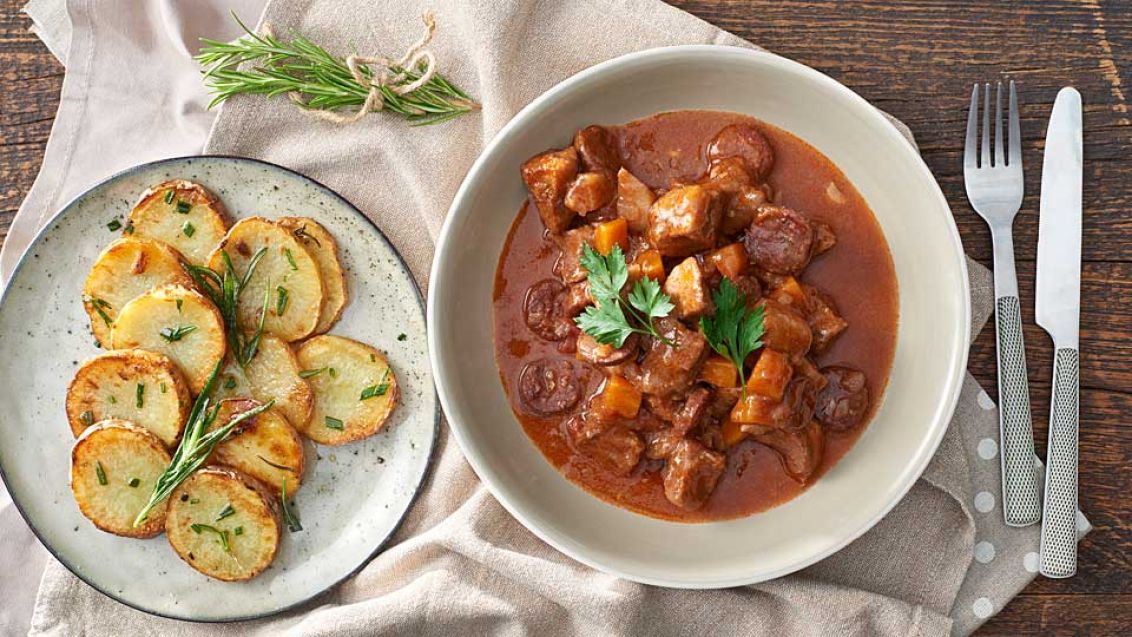 Pork Ragout with Spicy Paprika Sausage