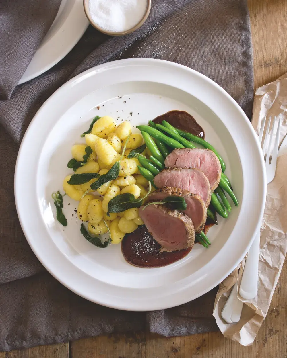 Pork Tenderloin with Gingerbread Sauce
