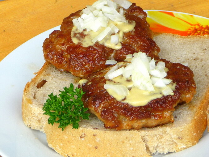 Czech Minced Pork Patties with Onion