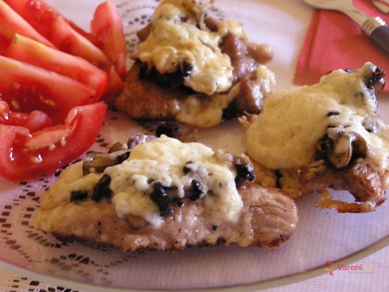 Pork Cutlets with Mushrooms and Cheese