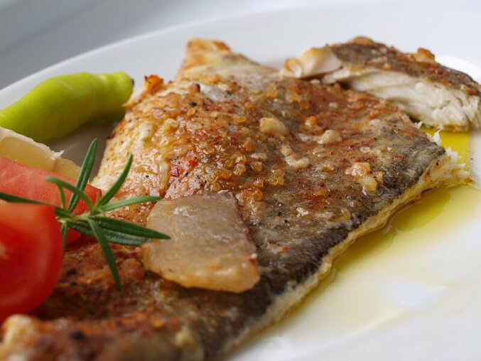 Fish Fillet "Bibi" on Lemons with a Smoky Aroma