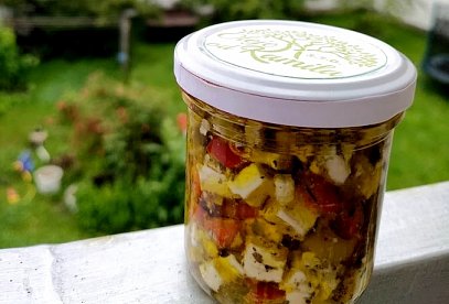 Nakládaný sýr (Marinated Balkan Cheese)