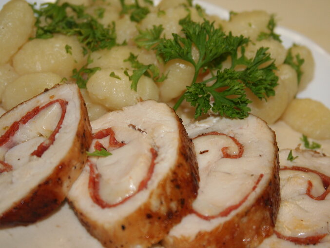 Chicken Roulades with Horseradish Sauce