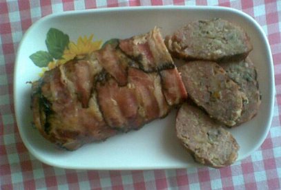 Italská sekaná v anglické slanině