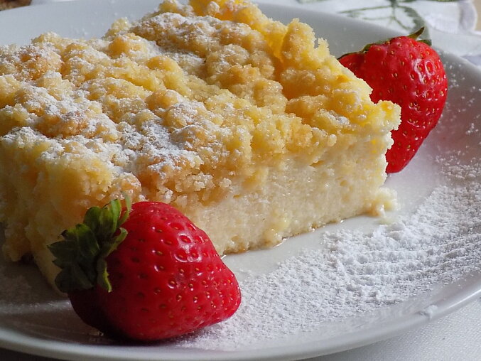 Czech Quark Cake with Butter Crumb Topping