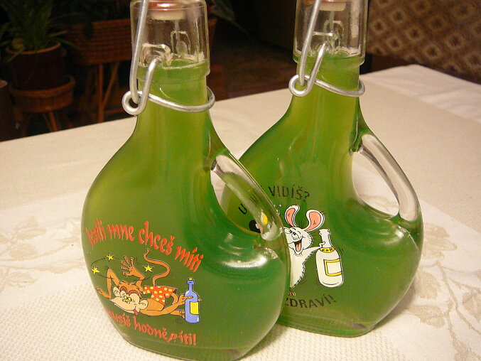 Domácí mátový sirup (vařený a sterilovaný)