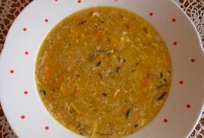 Pórková polévka s mrkví a vejci