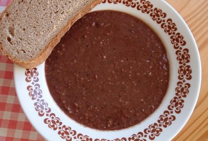 Prdelačka z jelítka s cibulovou jíškou